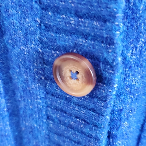 Torrid Boyfriend Cardigan Softest Vegan Cashmere Sweater Size 3 (22-24) - Picture 10 of 13